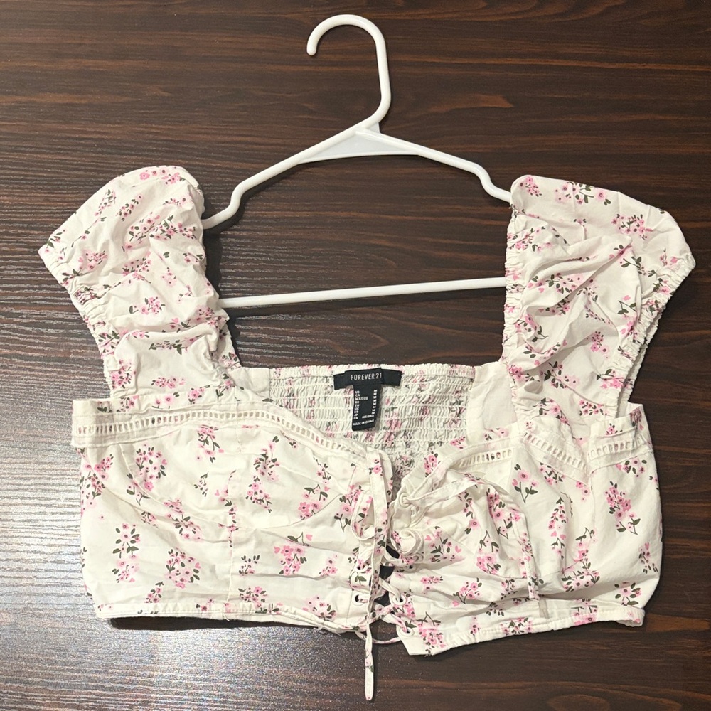 Forever 21 Cream and Pink Floral Crop Top